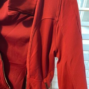 Lululemon full zip jacket red size 4!